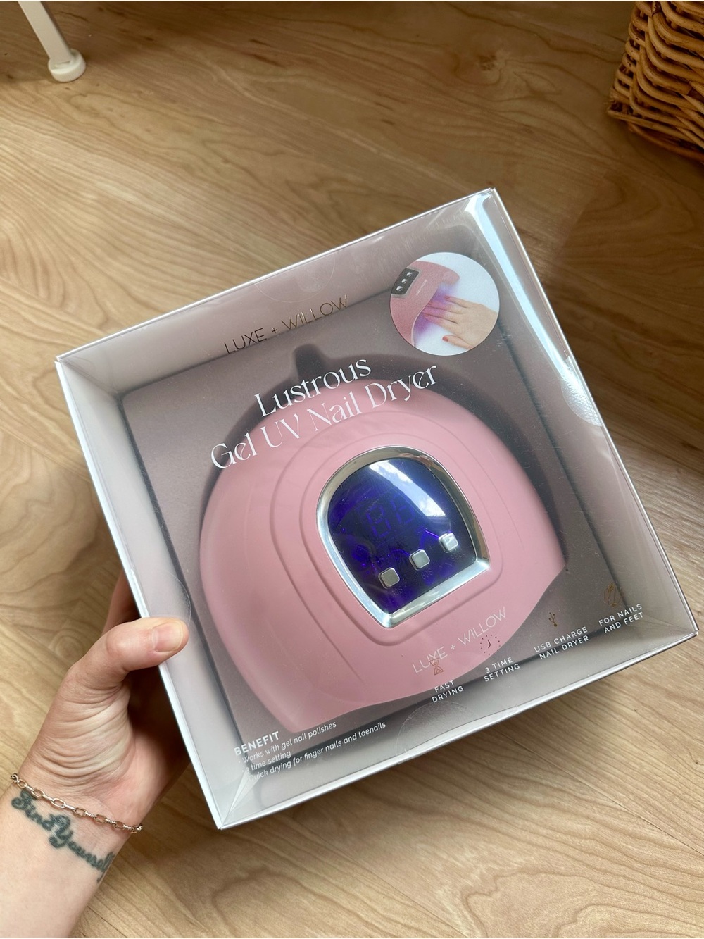BNWT Pink Lustrous Gel UV Nail Dryer from Luxe + Willow